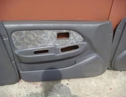 Обшивка двери передней левой для NISSAN ALMERA (N15) 1995-2000  запчасти бу