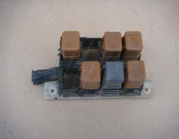 Блок реле для NISSAN CEFIRO (A33) 1999-2006  запчасти бу