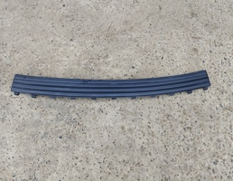 Накладка заднего бампера для JEEP GRAND CHEROKEE (WK2) 2010-  запчасти бу