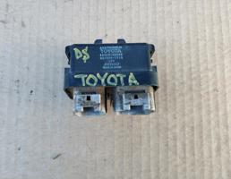 Реле для TOYOTA LAND CRUISER (90) 1996-2002  запчасти бу