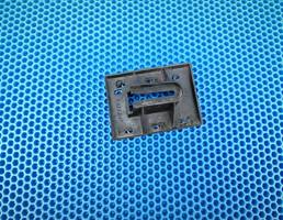 Кронштейн заднего бампера правый для JEEP GRAND CHEROKEE (ZJ) 1993-1998  запчасти бу