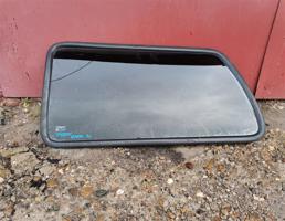 Стекло кузова левое для FORD SIERRA 1987-1993  запчасти бу