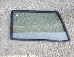 Стекло кузова левое для JEEP CHEROKEE (XJ) 1990-2001  запчасти бу