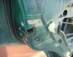 Замок двери задней левой для NISSAN ALMERA (N15) 1995-2000  запчасти бу