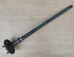 Полуось задняя левая для JEEP CHEROKEE (XJ) 1984-1990  запчасти бу