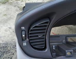 Дефлектор воздушный для NISSAN ALMERA (N16) 2000-2006  запчасти бу