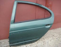 Дверь задняя левая для RENAULT MEGAN 1999-2002  запчасти бу