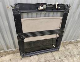 Люк электрический в сборе для JEEP GRAND CHEROKEE (WJ) 1999-2004  запчасти бу