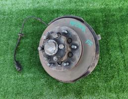 Кулак передний правый для MITSUBISHI PAJERO/MONTERO (V1,V2,V3,V4) 1990-1997  запчасти бу